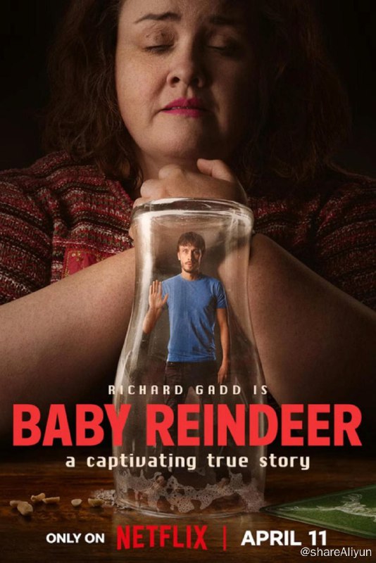 名称：驯鹿宝宝 Baby Reindeer 1080中字描述：2019年《爱丁堡边缘》（Edinburgh Fringe）热播的一人舞台剧《驯鹿宝宝》（Baby Reindeer）以一个令人信服的真实故事为基础，讲述了编剧兼演员理查德·加德（Richard Gadd）与他的女跟踪者扭曲的关系，以及这对他的影响，因为他最终被迫面对一个深深的、黑暗的创伤