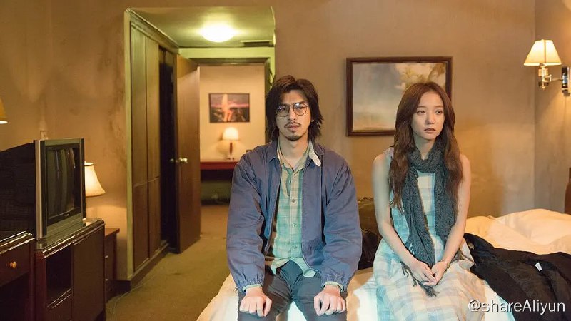 名称：后会无期 (2014)描述：故事开始于虚构的中国最东边的小岛“东极岛”，智力低下的青年胡生（高华阳 饰）讲述了关于他的两个哥们儿——马浩汉（冯绍峰 饰）和江河（陈柏霖 饰）的故事